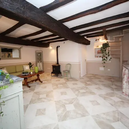 Sacrobosco Abete Appartement Mugnano (Lazio)